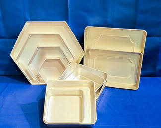 Lot 139: Aluminum Bakeware