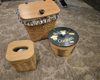 Lot 121: Longerberger And Peterboro Baskets