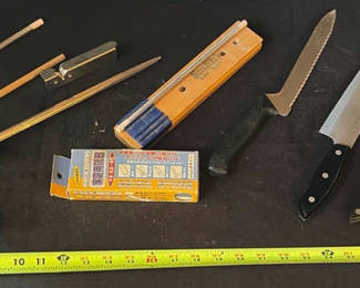 Lot 17: Assorted Kitchen Knives and Sharpening Tools