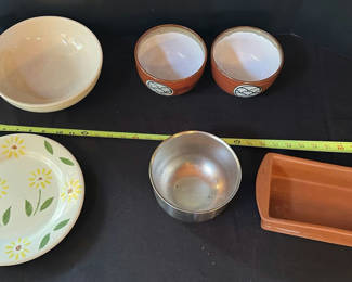 Lot 33: Assorted ceramic bowls, plate, and planters