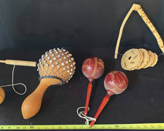 Lot 16: Assorted handheld percussion instruments