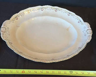 Lot 12: Vintage John Maddock & Sons porcelain pedestal cake stand with matching plates