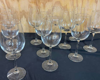 Lot 118: Lot of Assorted Stemware
