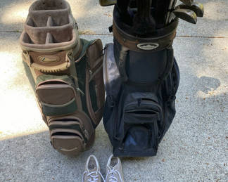 Lot 22: Women’s Golf Equipment