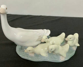 Lot 50: Lladro Little Ducks After Mother