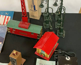 Lot 45: Vintage Lionel Electric Train Set with Tracks and Accessories
