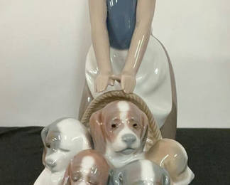 Lot 52: Lladro Girl With Puppies