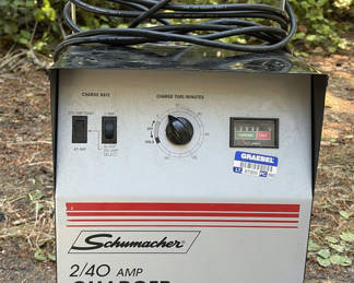 Lot 94: Schumacher Battery Charger