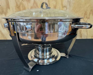 Lot 167: Stainless steel chafing dish set with lids and burner