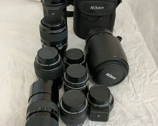Lot 161: Nikon AF NIKKOR lens collection with adapter and case