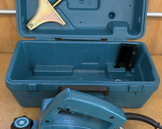 Lot 73: Makita Power Planer