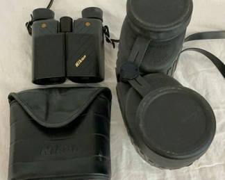 Lot 164: Two binoculars sets with case (Nikon 9x25 compact and Steiner 7x50 Military Marine)