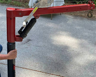 Lot 138: Hydraulic PIckup up truck bed crane