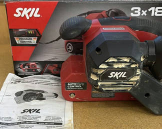 Lot 74: Skil Sandcat Belt Sander