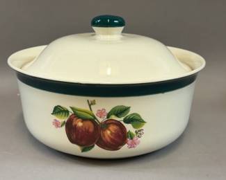 APPLES BY CHINA PEARL COVERED CASSEROLE
