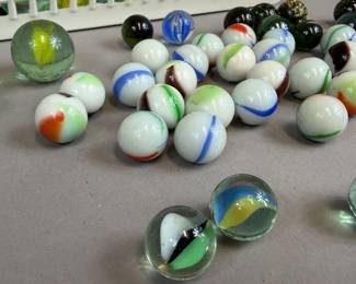 VINTAGE GLASS MARBLE COLLECTION