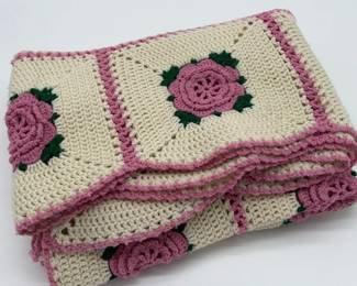 HANDMADE VINTAGE CROTCHET AFGHAN W 3D ROSE PATT