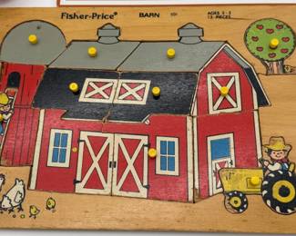 VTG FISHER PRICE BARN PUZZLE LEAP FROG BUBBLES