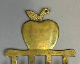 BRASS APPLE WALL HOOK ORGANIZER