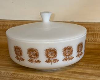 FEDERAL GLASS GOLDEN SUNFLOWER CASSEROLE DISH W LD