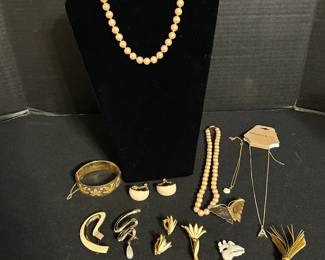 Pearls Plus