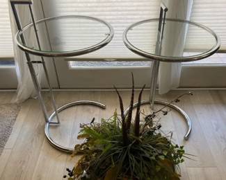 Adjustable Height Side Tables And Decor