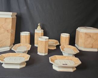 Croscill Carrara Bathroom Accessories Set