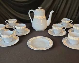 Wedgwood Queensware Coffee Pot, Coffee Cups, Saucers And Ash Tray