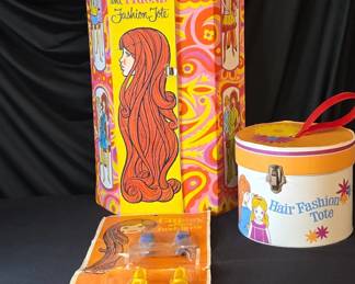 Vintage 1970s Chrissy Friend Fashion Storage Tote Chrissy Velvet Doll Hair Tote Box