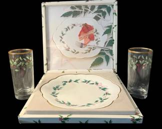 Vintage Mikasa Bone China Ribbon Holly Cake Plate 2 Holiday Highball Glasses