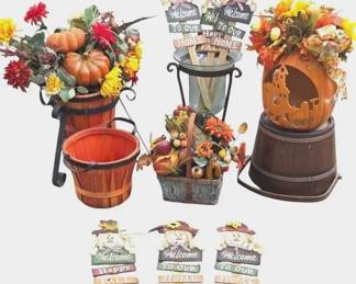 Complete Autumn Front Porch Decor Lot With Vintage Wooden Pail