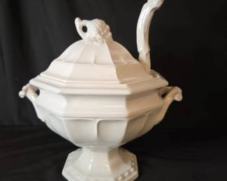 Vintage 1960s Red Cliff White Ironstone Soup Tureen