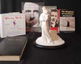 Lenox Footprints In The Sand, Bible, Holocaust Books