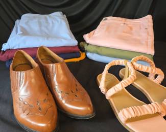 Crown Ivy, New Direction And Reba Womans Apparel