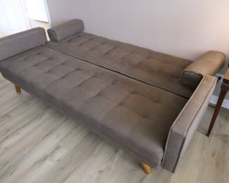 Fold-down futon sofabed 