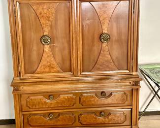 Tuscan Style Linen Chest