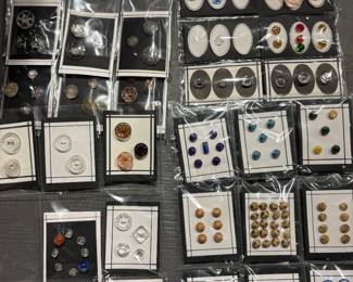 Clear Glass Buttons