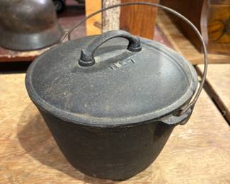 Cast Iron Kettle No 7