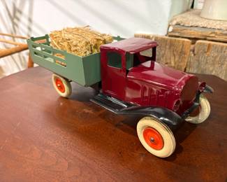 Wyandotte Pressed Metal Toy Dump Truck