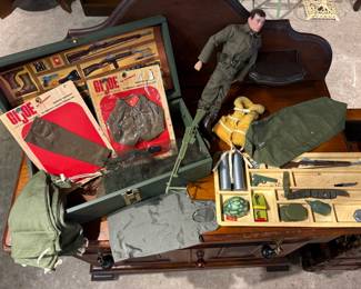 1964 G.I. Joe Footlocker - Great Condition