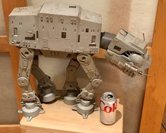 Vibtage Kenner Star Wars AT-AT Walker toy