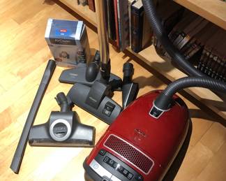 Miele Complete C3 HomeCare PowerLine vacuum with accessories + bags