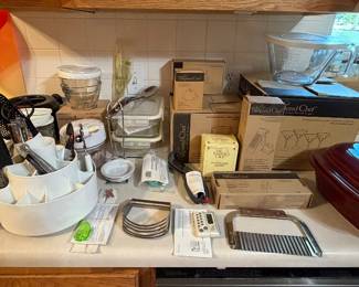 Pampered Chef Items (more not shown)