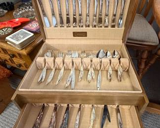 Community Morning Rose Silver Plate Flatware with Storage Case