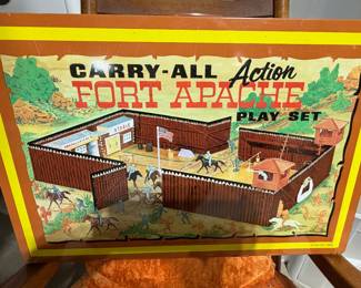 Carry-All Action Fort Apache Play Set