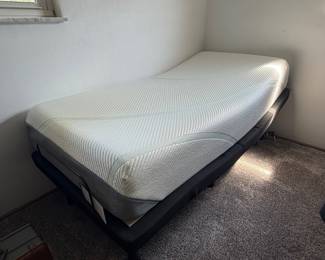 Ease Twin Adjustable Bed- Both the head and feet raise and lower 