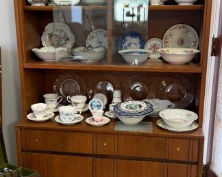 MCM Kroehler China Cabinet/ Hutch; Cups & Saucers, Collectors Plates; Porcelain Vintage Bowls