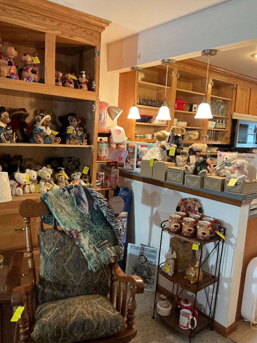 I Love Lucy collectibles, Boyds Bears, Cat collectibles, oak rocking chair, etc.