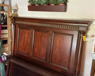 another view of Thomasville bed