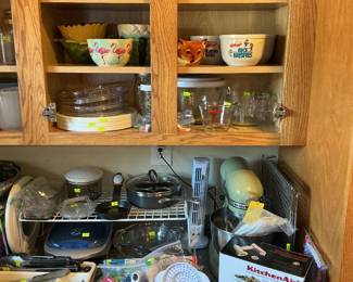 Kitchen Aid mixer with attachments and more kitchen items
